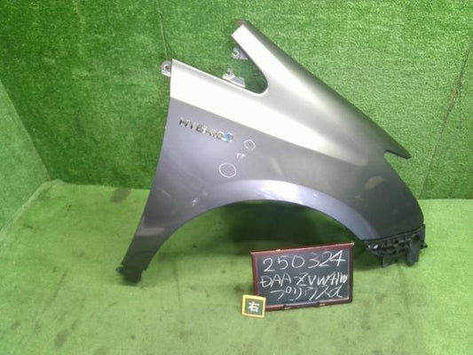 プリウスα 右Ｆフェンダー DAA-ZVW41W 53801-47060