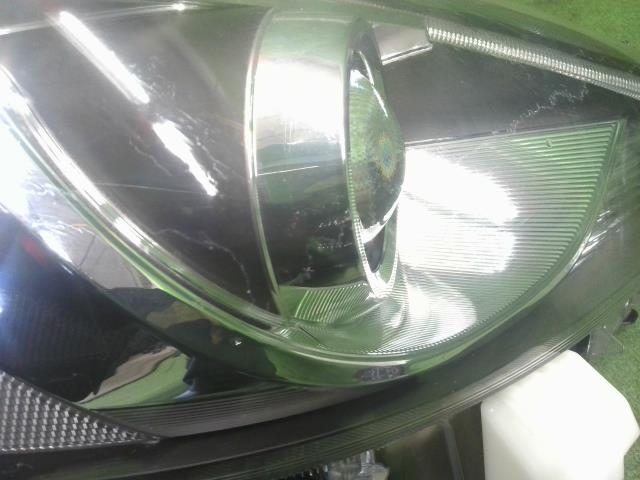 プリウスα 右ヘッドランプＡＳＳＹ DAA-ZVW41W 81110-47660