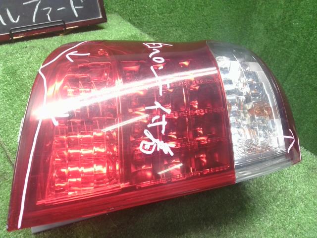 アルファード 左テールランプ DBA-ANH25W 81561-58070