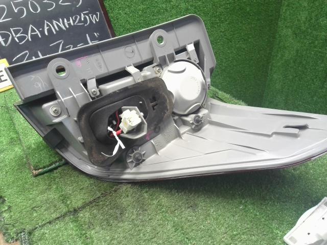 アルファード 左テールランプ DBA-ANH25W 81561-58070