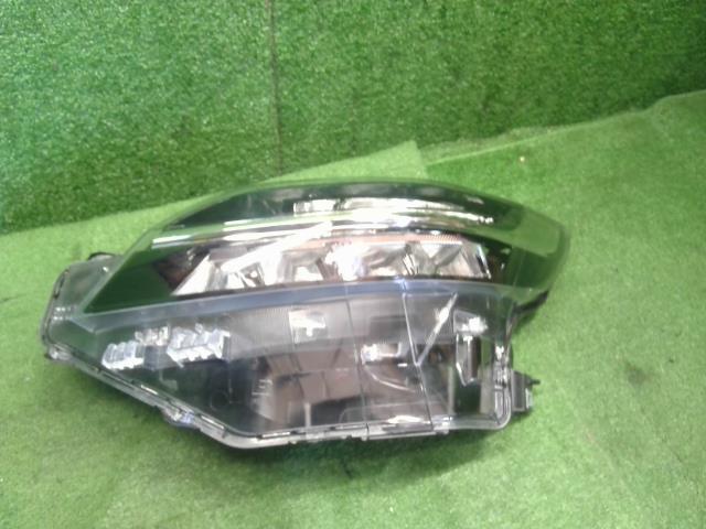 ｅＫクロススペース 左ヘッドランプＡＳＳＹ 4AA-B35A MQ716660