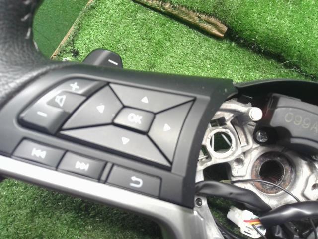 ｅＫクロススペース ステアリングホイール 4AA-B35A MQ716952