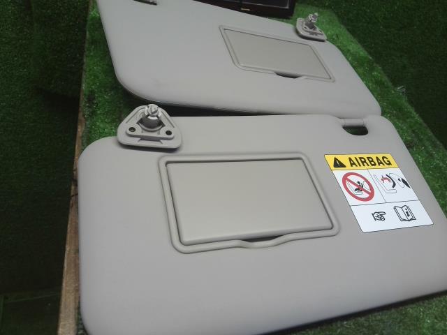 ｅＫクロススペース サンバイザー 4AA-B35A MQ717980