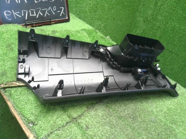 ｅＫクロススペース 内装部品 4AA-B35A