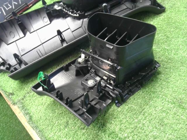 ｅＫクロススペース 内装部品 4AA-B35A