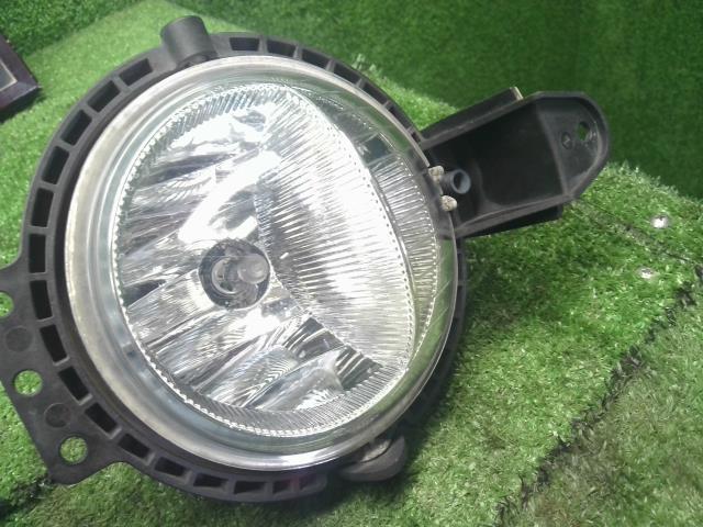 BMW ミニ 左フォグランプ ABA-MF16S 63 17 2 751 293