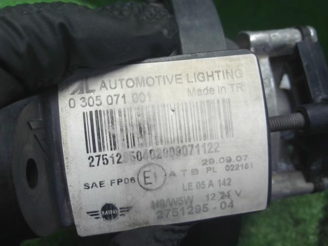 BMW ミニ 左フォグランプ ABA-MF16S 63 17 2 751 293