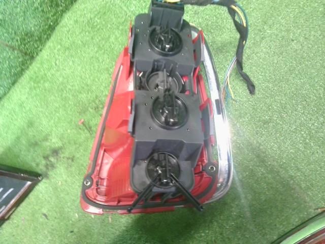 BMW ミニ 左テールランプ ABA-MF16S 63 21 2 757 010