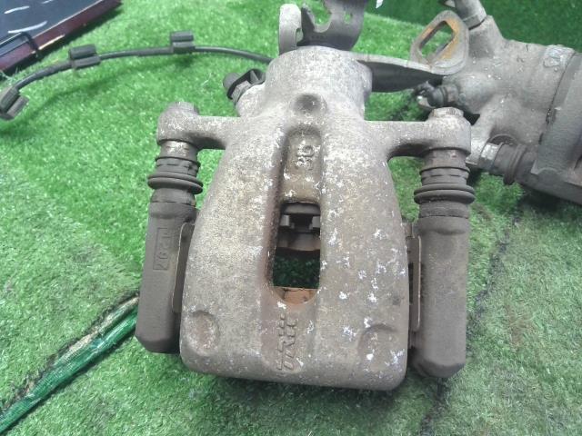 BMW ミニ 左Ｒキャリパー ABA-MF16S 34 11 6 778 336