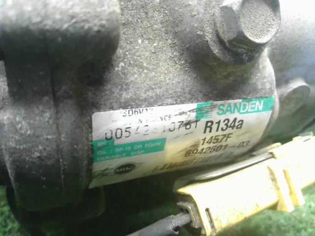 BMW ミニ Ａ／Ｃコンプレッサー ABA-MF16S 64 52 9 223 392