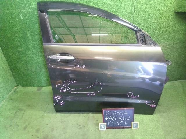 ヴェゼル 右ＦドアＡＳＳＹ DAA-RU3 67010-T7A-300ZZ