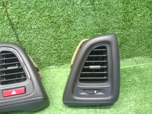 ヴェゼル 内装部品 DAA-RU3 77620-T7A-N01ZB