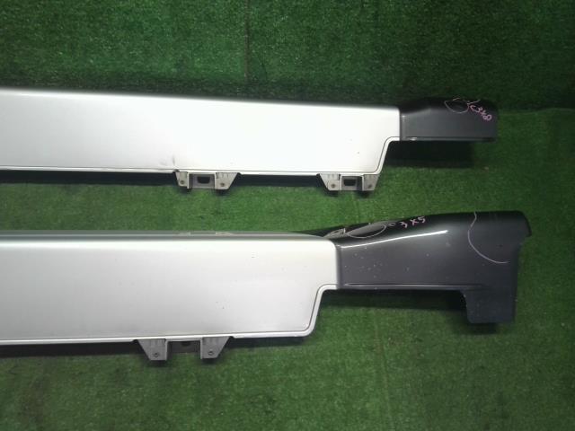 ヴェゼル 左サイドステップ DAA-RU3 71850-T7B-003