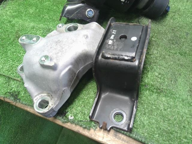 ヴェゼル E/G部品 DAA-RU3 50850-T7B-003,50822-T7A-003