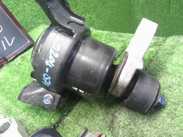 ヴェゼル E/G部品 DAA-RU3 50850-T7B-003,50822-T7A-003