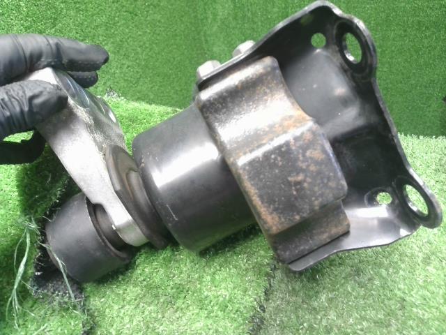 ヴェゼル E/G部品 DAA-RU3 50850-T7B-003,50822-T7A-003