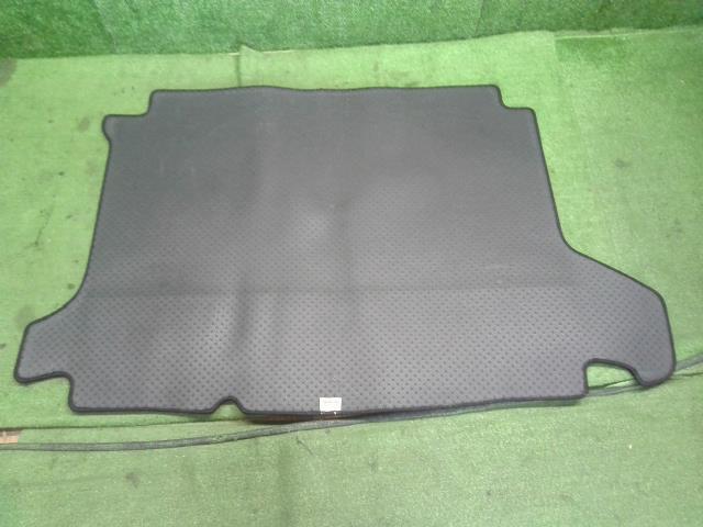 ヴェゼル 内装部品 DAA-RU3
