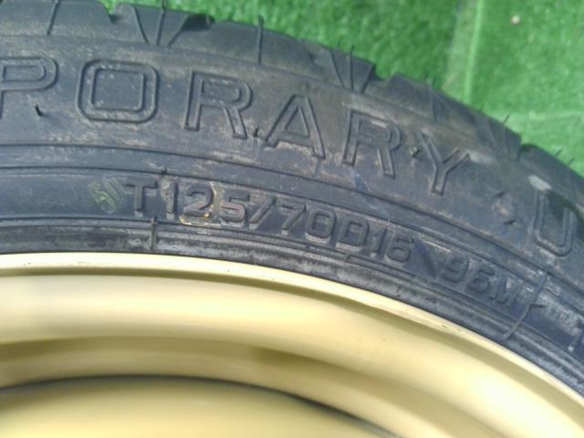ヴィッツ タイヤホイールＡＳＳＹ DBA-NSP135
