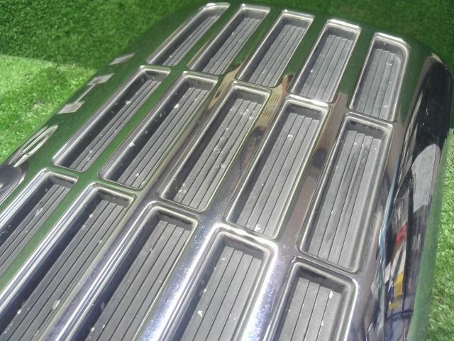 ミニキャブ ラジエータグリル V-U44V MR361559