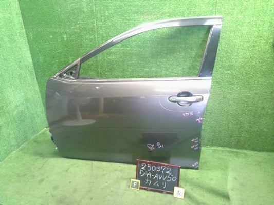 カムリ 左ＦドアＡＳＳＹ DAA-AVV50 67002-33200