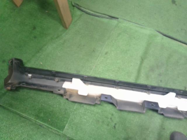 カムリ 右サイドステップ DAA-AVV50 75850-33900-B1