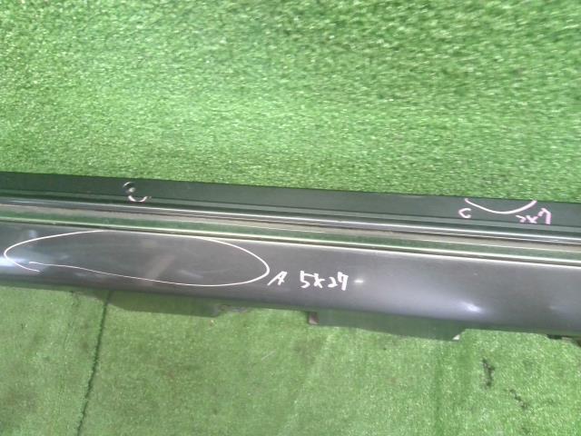 カムリ 右サイドステップ DAA-AVV50 75850-33900-B1
