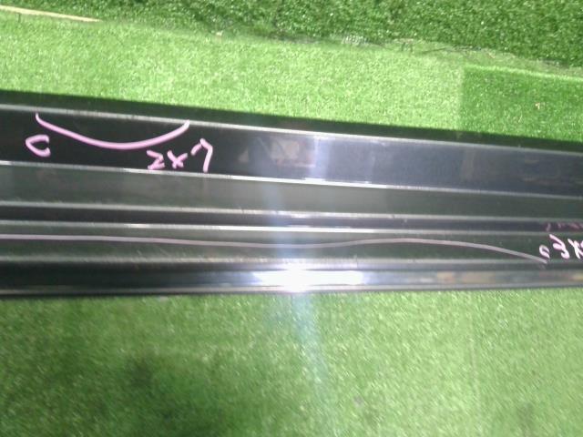 カムリ 右サイドステップ DAA-AVV50 75850-33900-B1