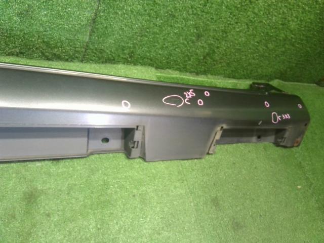 カムリ 左サイドステップ DAA-AVV50 75860-33900-B1