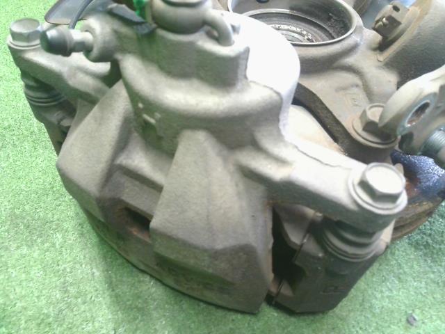 カムリ 右ＦナックルハブＡＳＳＹ DAA-AVV50 43211-58010