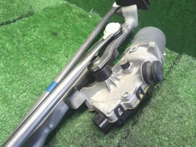 カムリ Ｆワイパーモーター DAA-AVV50 85110-33340