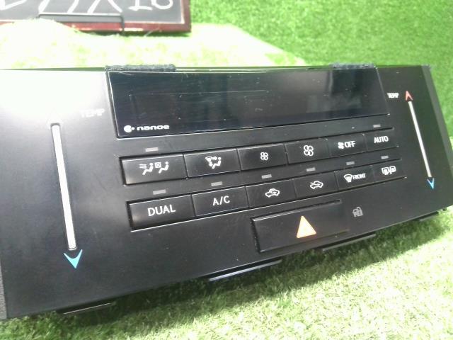 レクサス IS Ａ／Ｃスイッチパネル DAA-AVE30 55900-53320