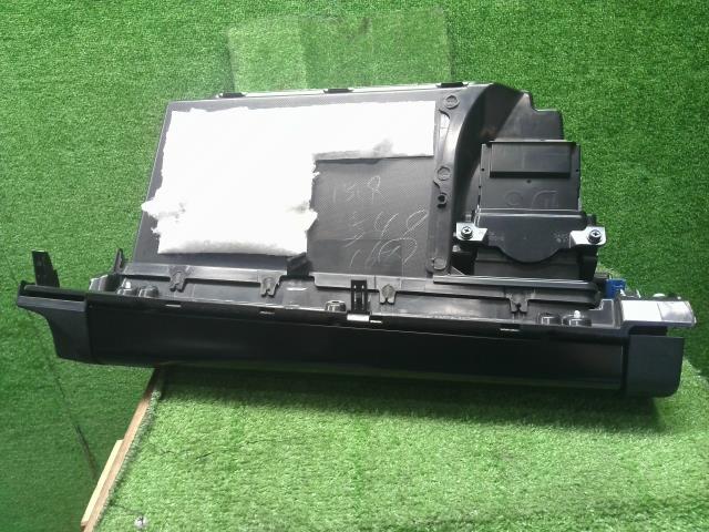 レクサス IS グローブＢＯＸ DAA-AVE30 55550-53180-C1