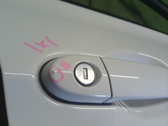 BMW 3シリーズ 右ＦドアＡＳＳＹ LDA-8C20 41 00 7 298 566