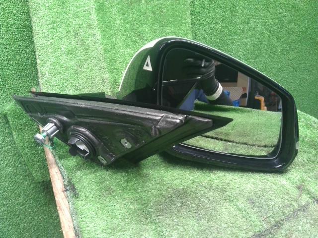BMW 3シリーズ 右サイドミラー LDA-8C20 51 16 7 345 688