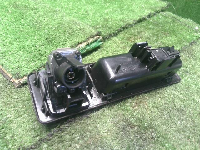 BMW 3シリーズ アウターハンドル LDA-8C20 51 24 7 463 162