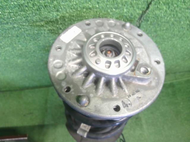 BMW 3シリーズ 左Ｆストラット LDA-8C20 37 11 6 874 517