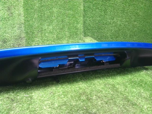スイフト Ｒスポイラー 4BA-ZC33S 83900-52R11-ZWG