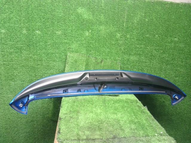 スイフト Ｒスポイラー 4BA-ZC33S 83900-52R11-ZWG
