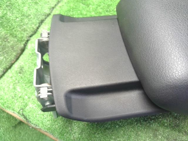 インプレッサ コンソールボックス DBA-GJ7 92114FJ010VH
