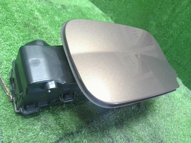 ルノー カングー フューエルリッド ABA-KWK4M 8200499045
