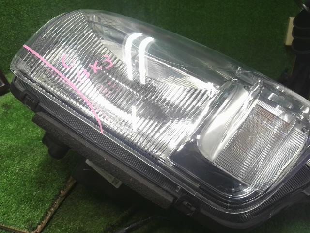 ミニキャブ 右ヘッドランプＡＳＳＹ HBD-DS17V MQ513292