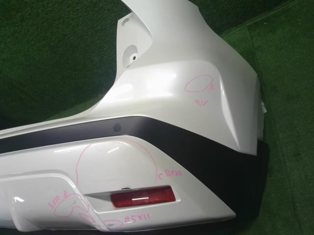 キックス ＲバンパーＡＳＳＹ 6AA-RP15 85022-5RJ6A