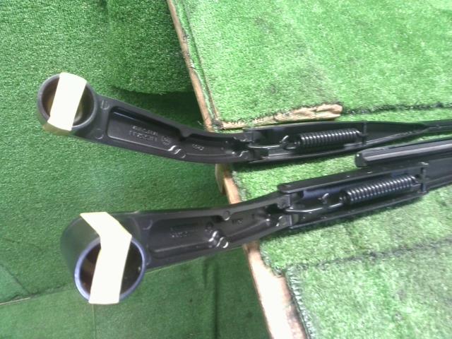 キックス 外装部品 6AA-RP15 28881-5RY0A