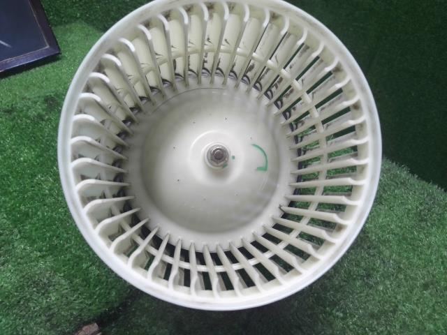 キックス ヒーターブロアモーター 6AA-RP15 27226-5EK0A