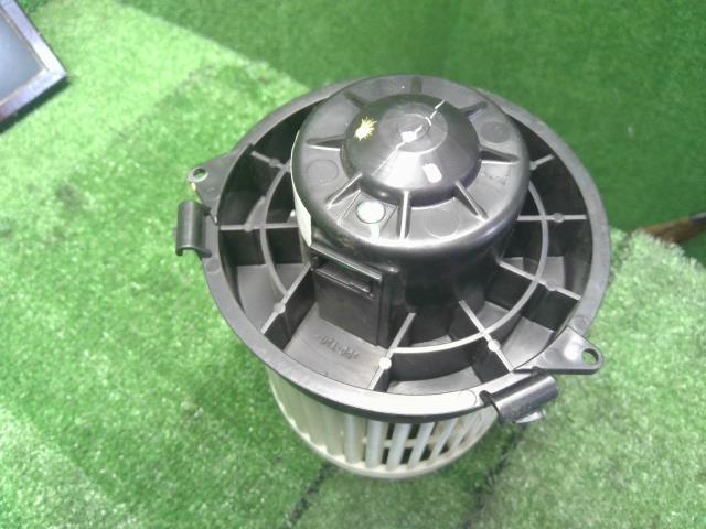 キックス ヒーターブロアモーター 6AA-RP15 27226-5EK0A