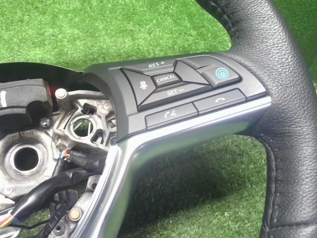 キックス ステアリングホイール 6AA-RP15 48430-5RY1B