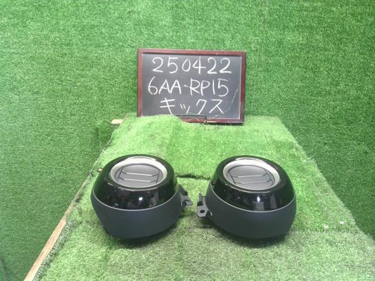 キックス 内装部品 6AA-RP15 68760-5RF0A