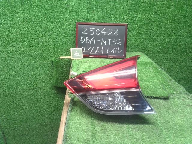 エクストレイル 右テールランプ DBA-NT32 26550-6FP5B