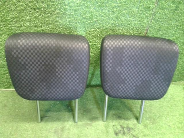 ハスラー ヘッドレスト DAA-MR41S 86401-72M00-CCK