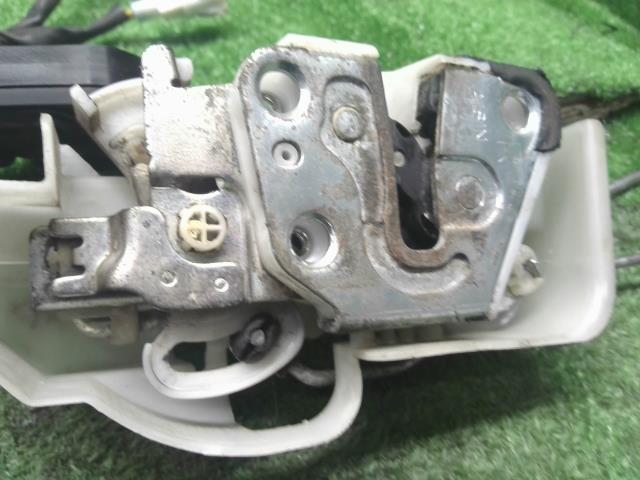 コペン 右Ｆドアロックソレノイド ABA-L880K 69310-97225